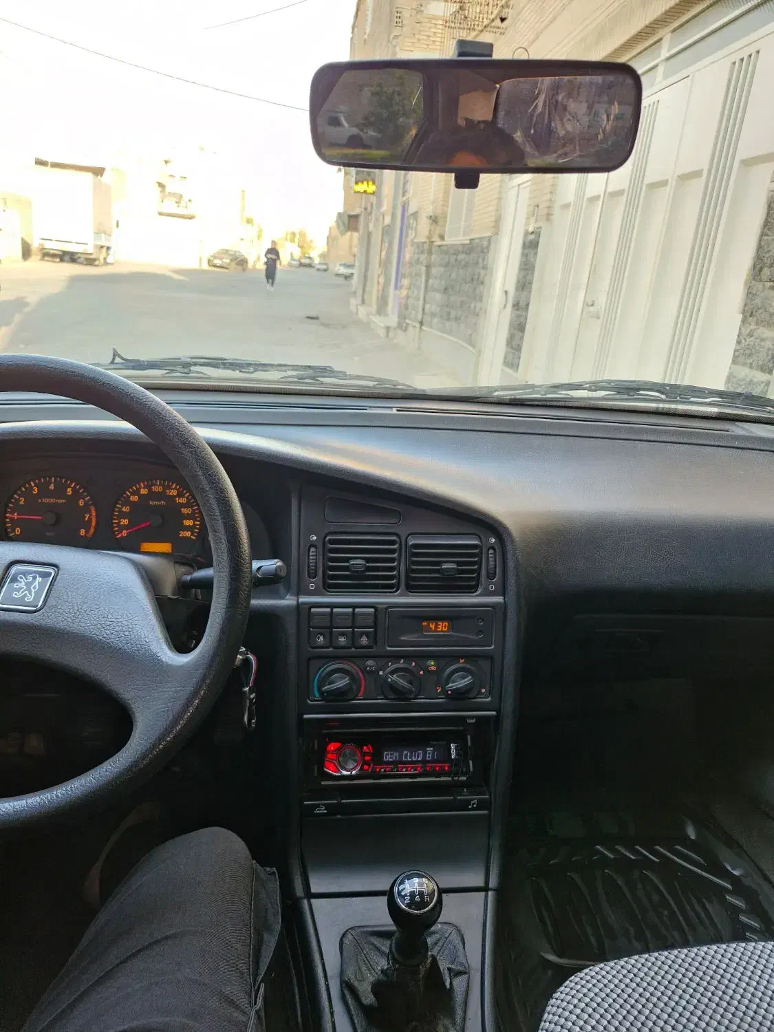 پژو 405 GLX - دوگانه سوز CNG، مدل ۱۳۸۷|خودرو سواری و وانت|اصفهان, لاله|دیوار