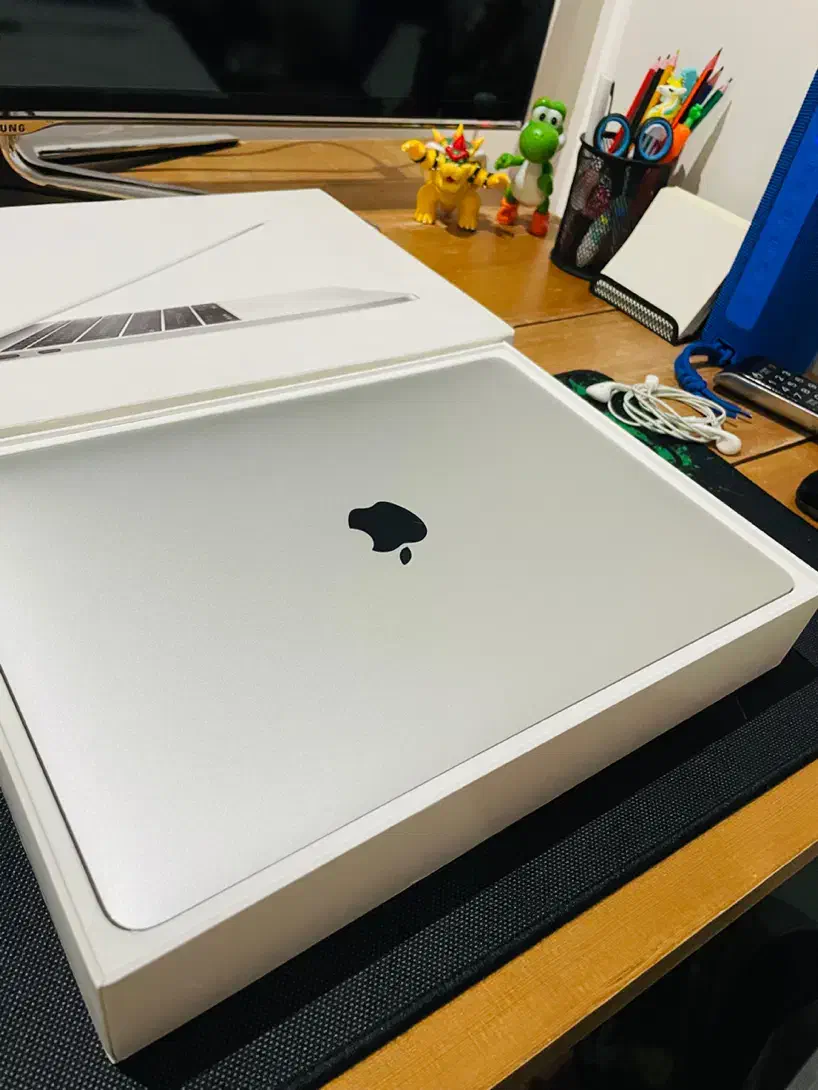 لپ تاپ اپل Macbook pro 2017 در حد کلکسیونی|رایانه همراه|ساری, |دیوار