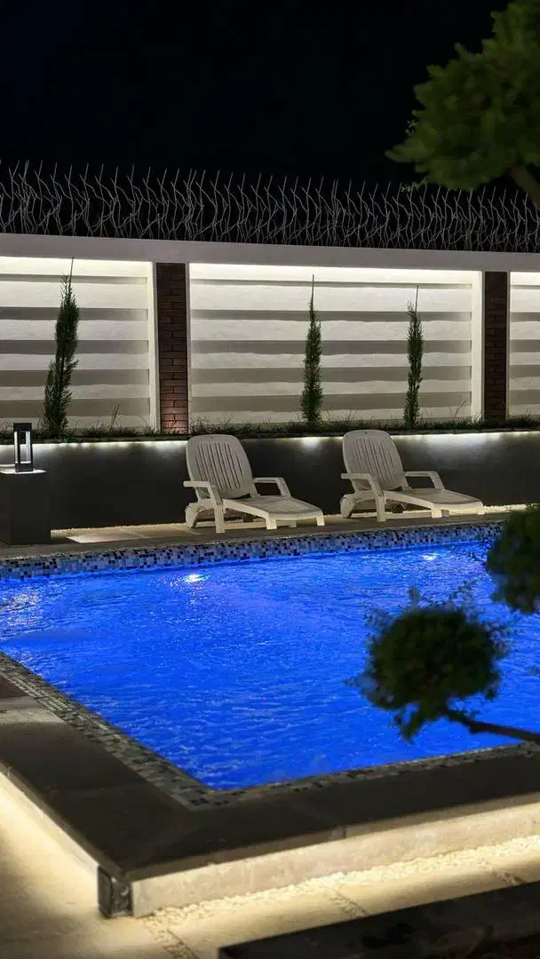 ویلا استخرروباز سه خوابه لاکچری ساحل قو انزلی|اجارهٔ کوتاهمدت ویلا و باغ|رشت, معلم|دیوار