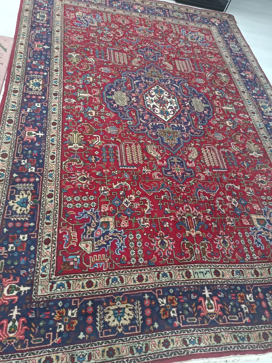 تعدادی قالی دستبافت 6و12هست|فرش|شیراز, فرهنگ شهر|دیوار