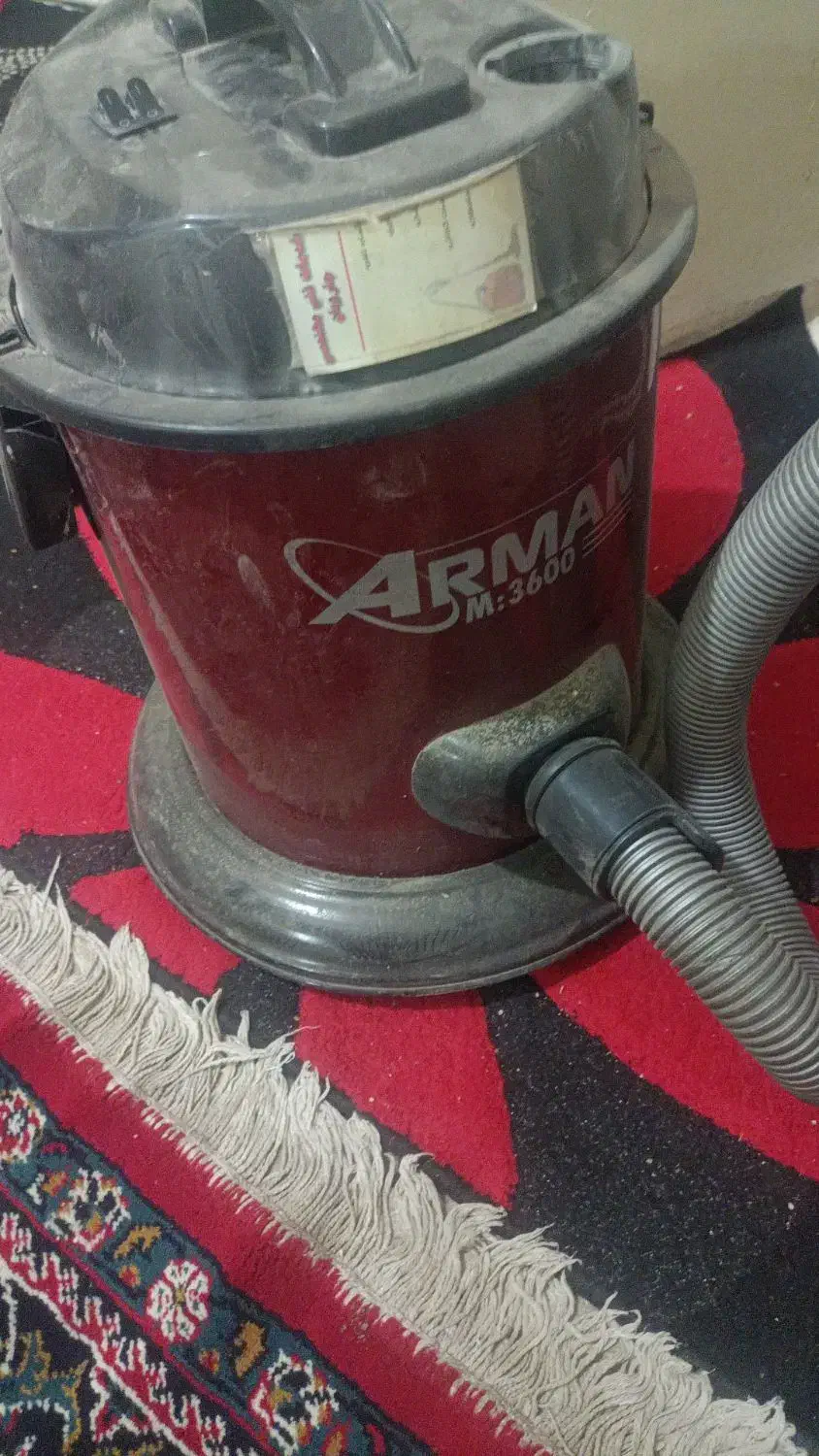 جاروبرقی 3600 آرمان در حد و کم کار|جاروبرقی، جارو شارژی، بخارشو|ری, فیروزآبادی|دیوار