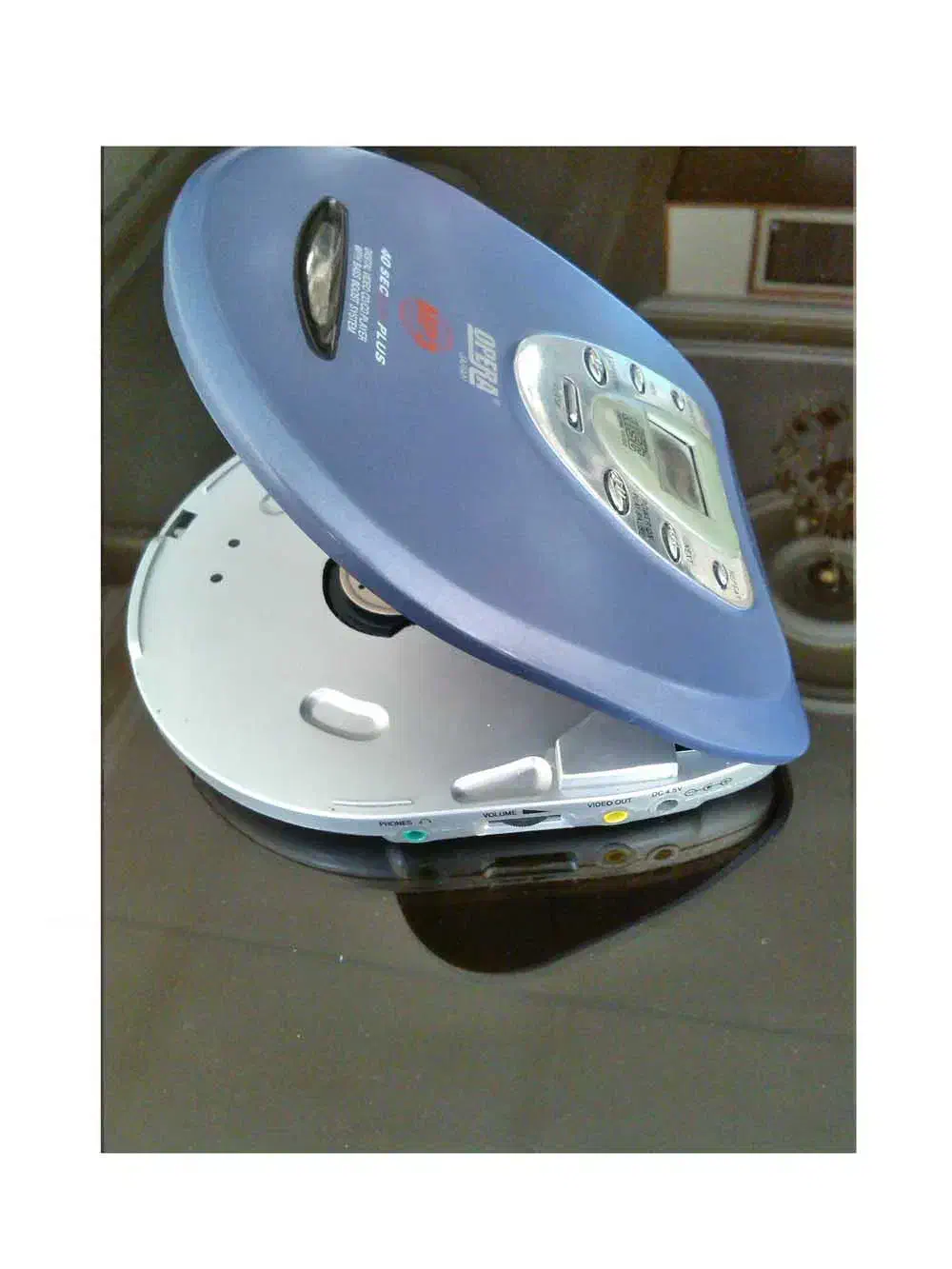 سی دی من صوتی تصویری opera اصل ژاپن سالم با جعبه|پخشکننده DVD و ویدیو|تهران, تهرانپارس غربی|دیوار