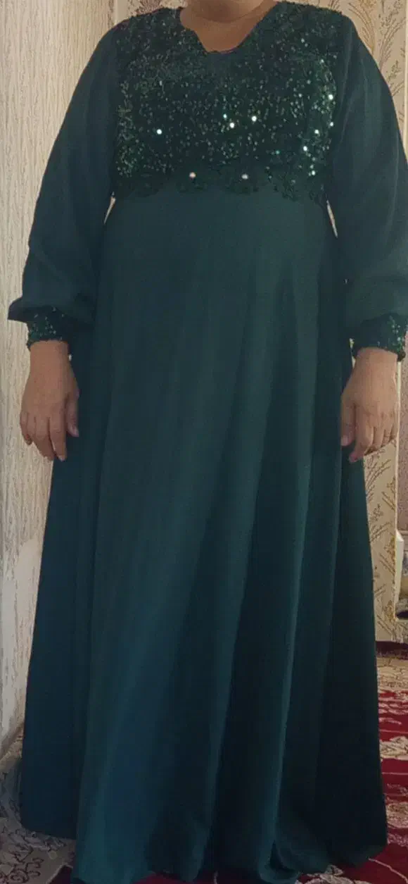 لباس مجلسی|لباس|کلاله, |دیوار