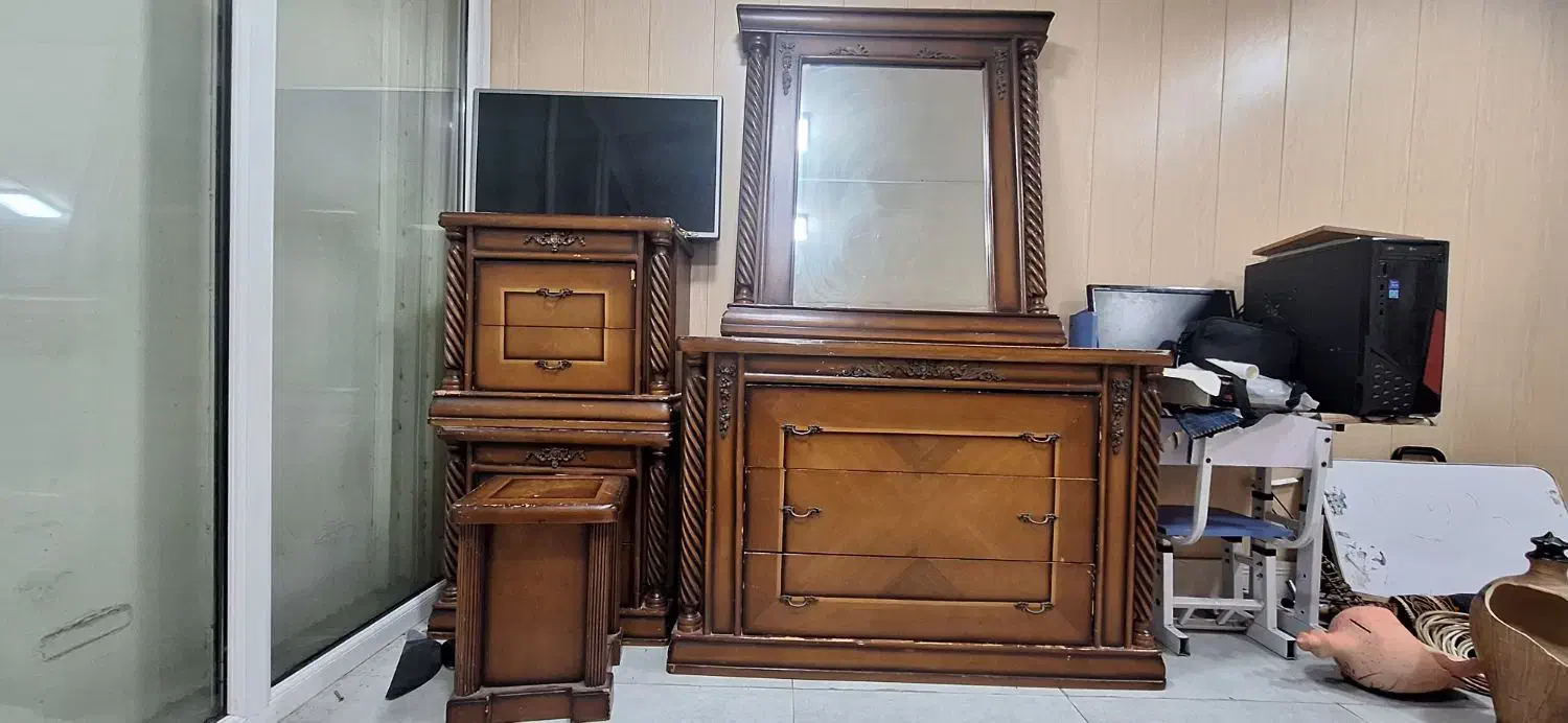 تخت خواب دو نفره|تخت و سرویس خواب|بوشهر, |دیوار