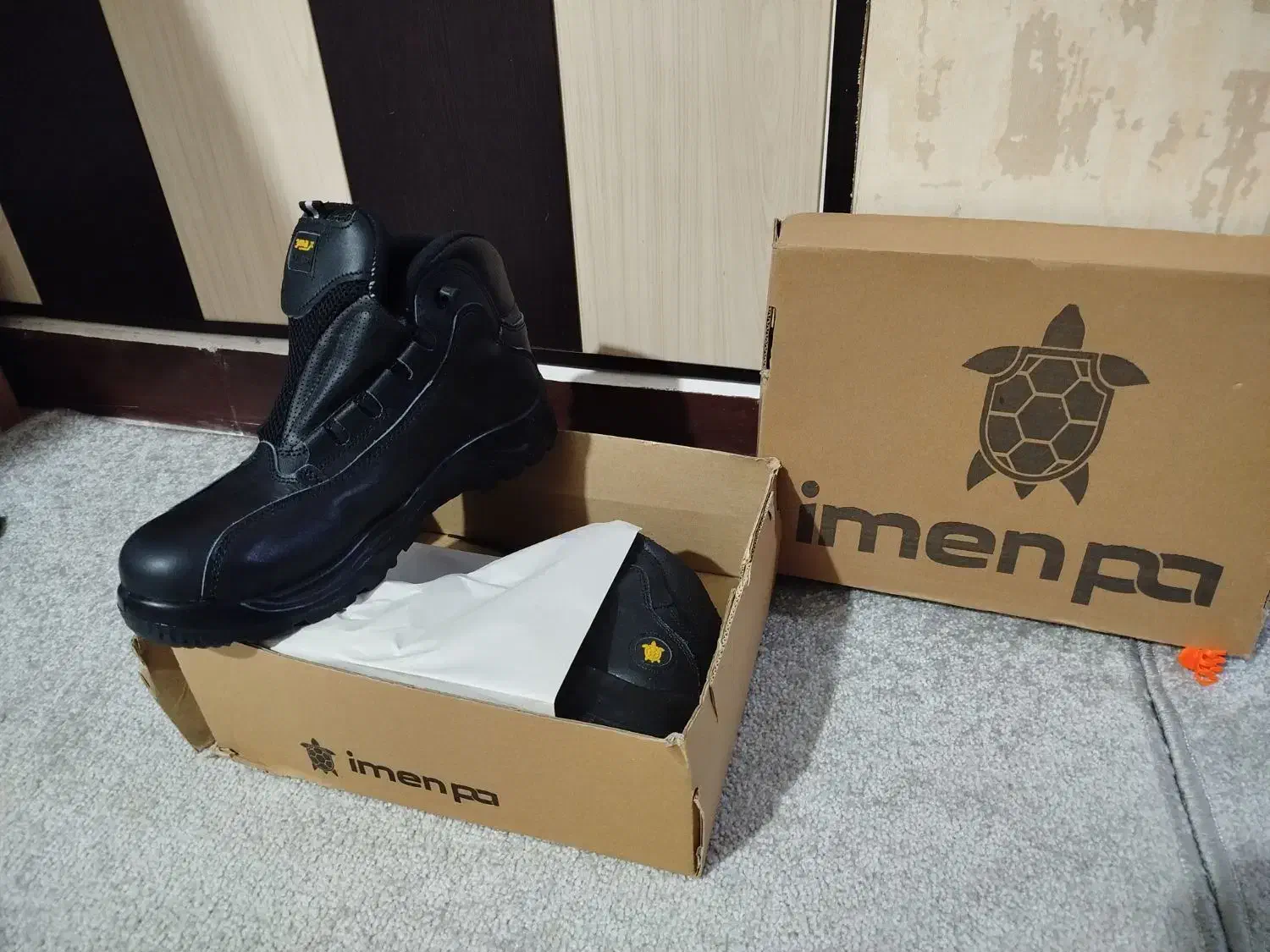 کفش ایمنی|کیف، کفش، کمربند|بندر امام خمینی, |دیوار