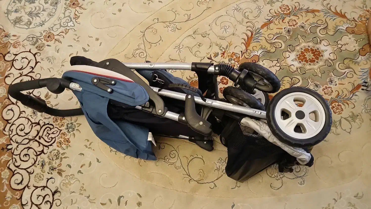 کالسکه و کریر در حد نو|کالسکه و لوازم جانبی|قائمشهر, |دیوار