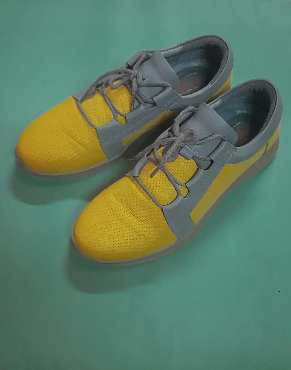 کفش چرم گاوی  طبیعی در حد نو|کیف، کفش، کمربند|لاهیجان, انقلاب|دیوار