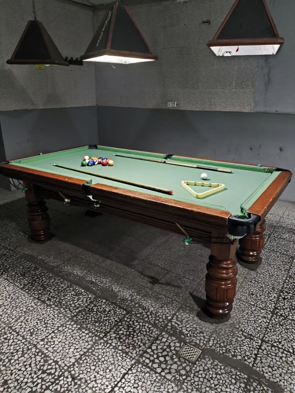 میز اسنوکر و ایت بال|تجهیزات ورزشی|قائم‌شهر, |دیوار