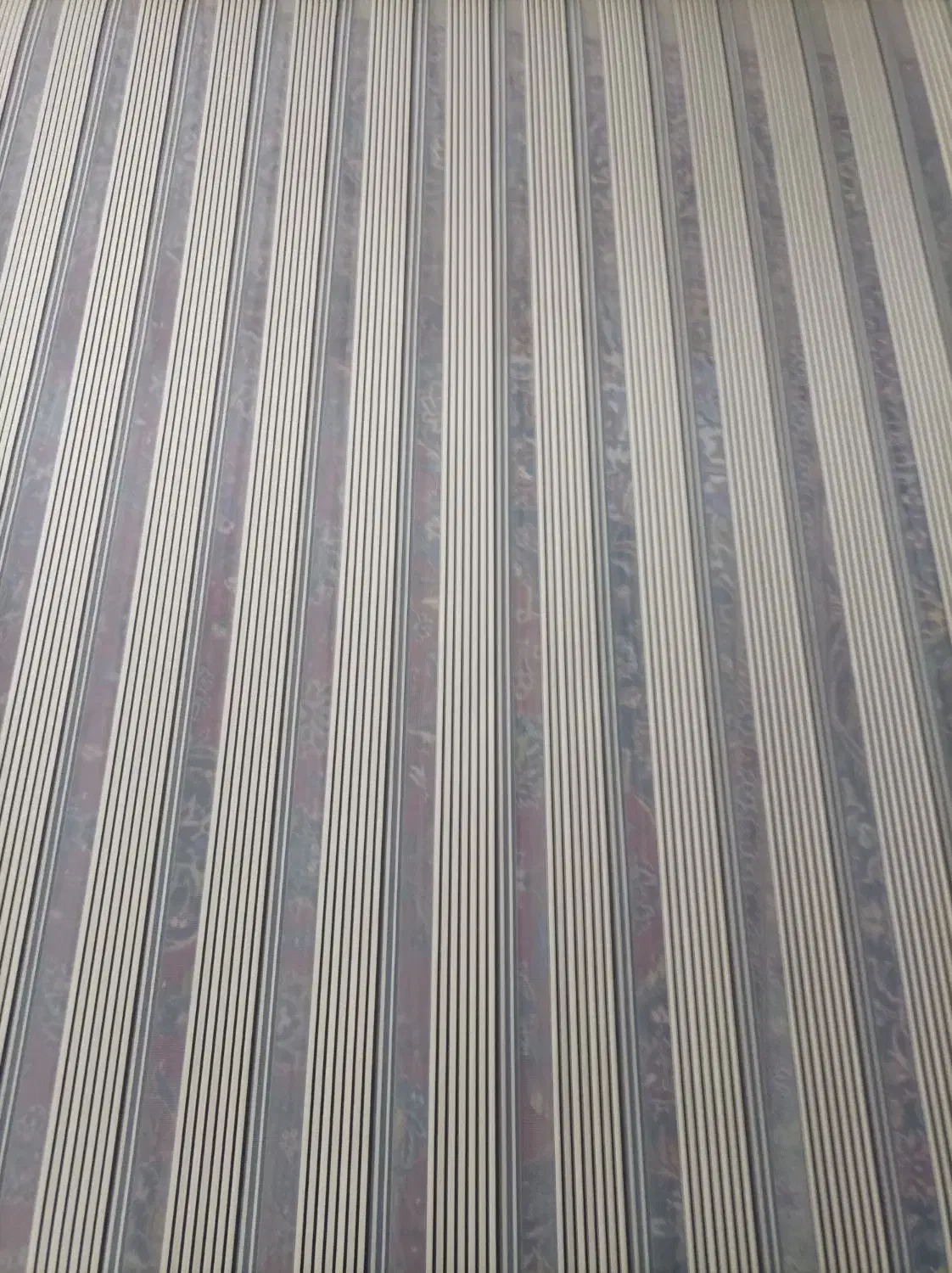 پرده زبرا|پرده، رانر، رومیزی|میانه, |دیوار