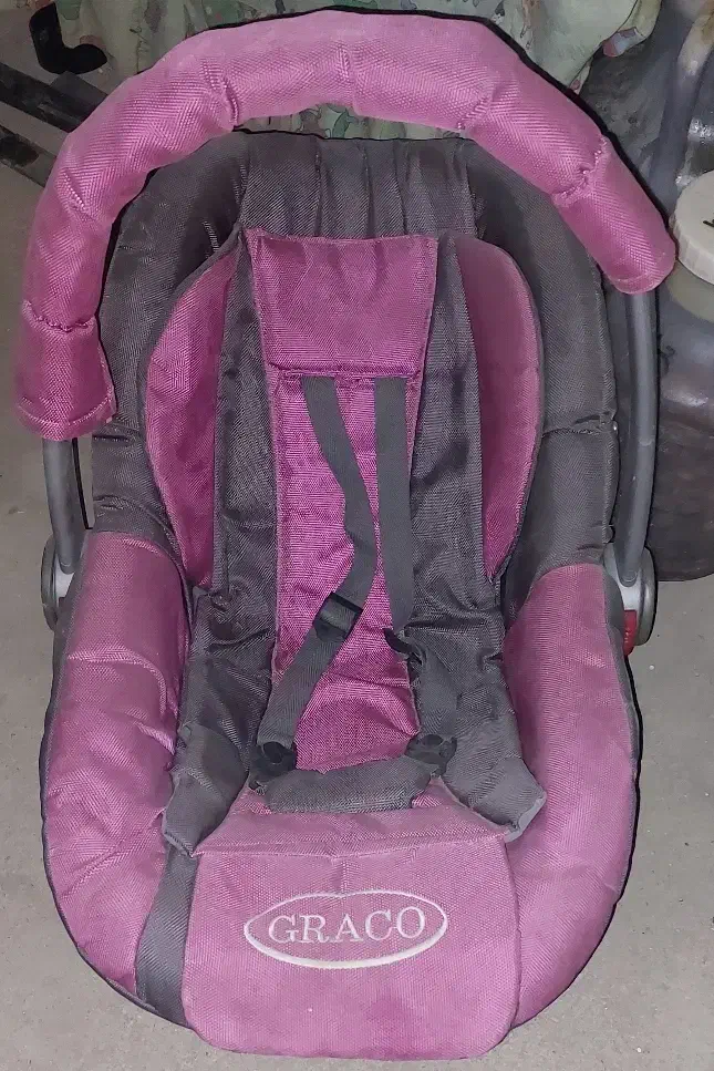 کریر|کالسکه و لوازم جانبی|بهار, |دیوار