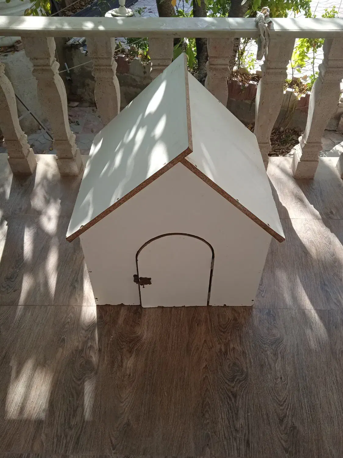 لانه سگ|لوازم جانبی حیوانات|هشتگرد, فشند|دیوار