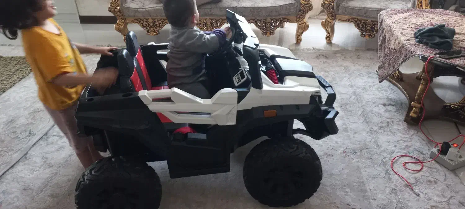 ماشین شارژی|اسباب و اثاث بچه|رباط‌کریم, مسکن مهر آبشناسان|دیوار