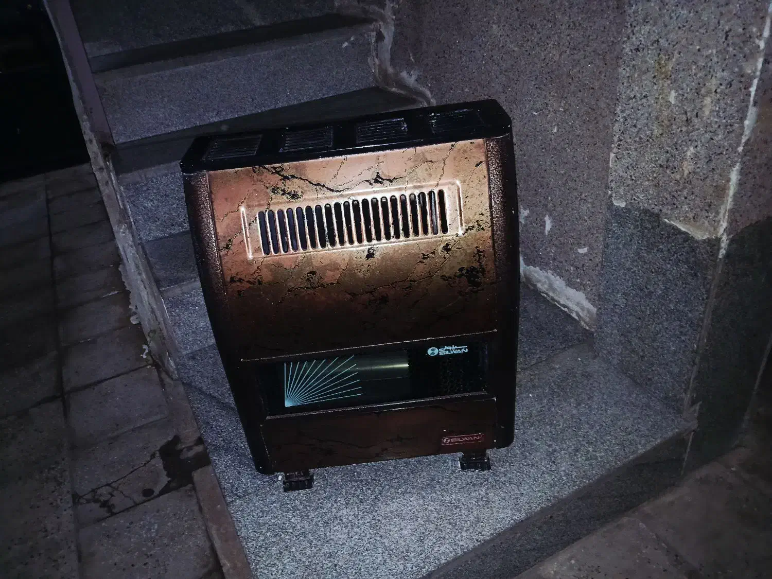 بخاری گازی توان گرمایشی 9000|بخاری، هیتر، شومینه|قرچک, شهرک طلائیه|دیوار