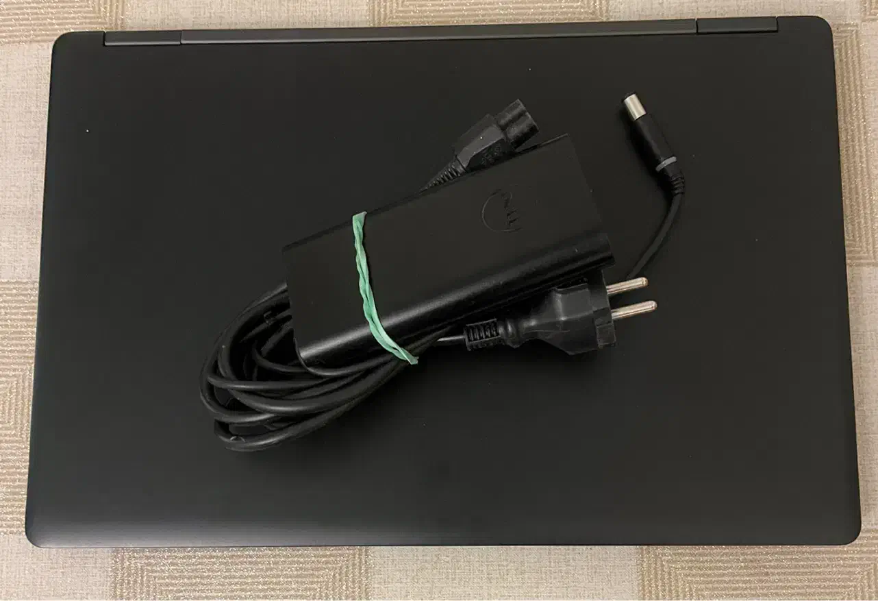 Dell لپ تاپ i3 8 gen latitude 5590 سیم کارت خور|رایانه همراه|تهران, دریا|دیوار