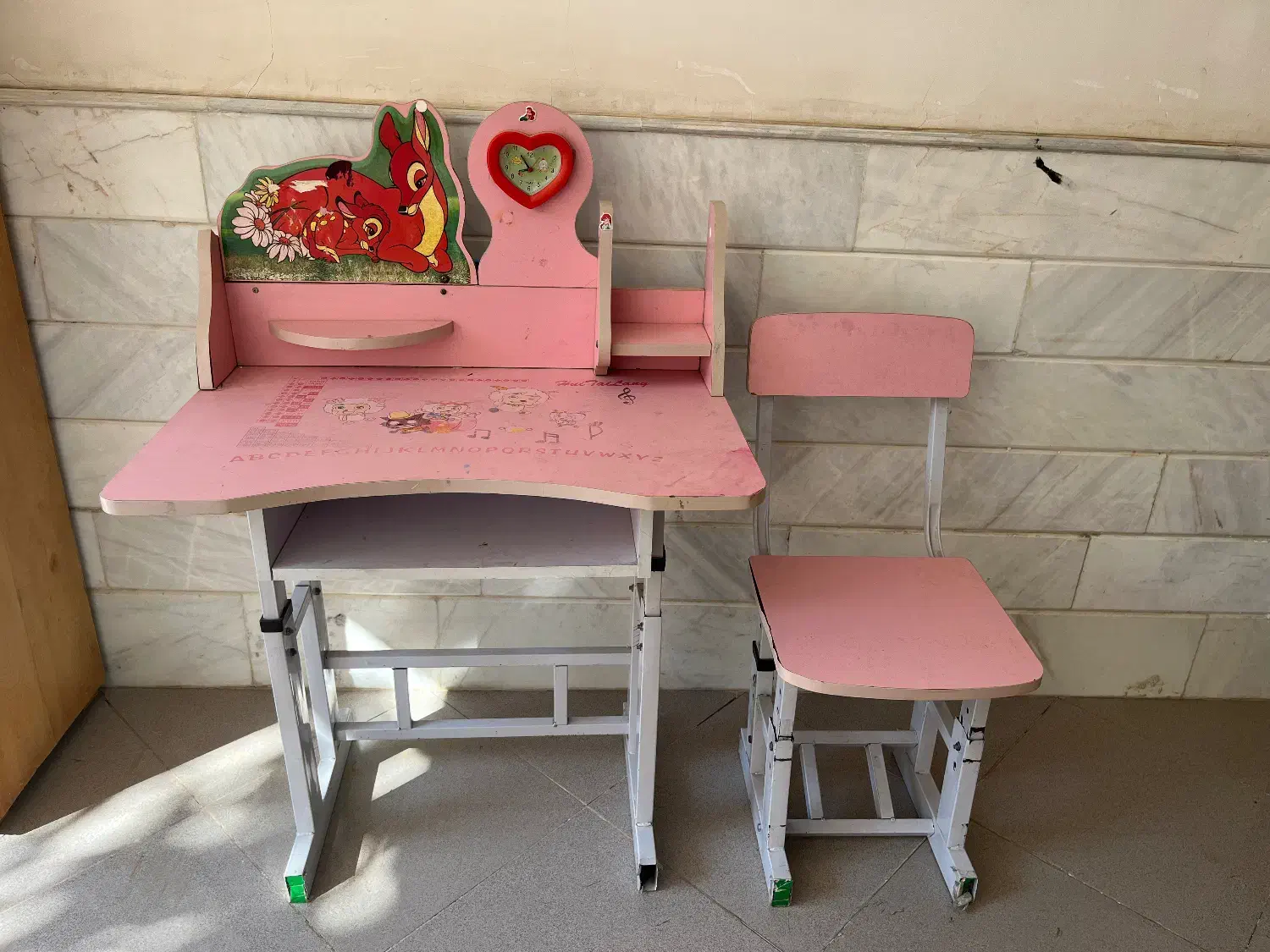 میز و صندلی تحریر کودک|تخت و صندلی بچه|کاشان, دانش|دیوار