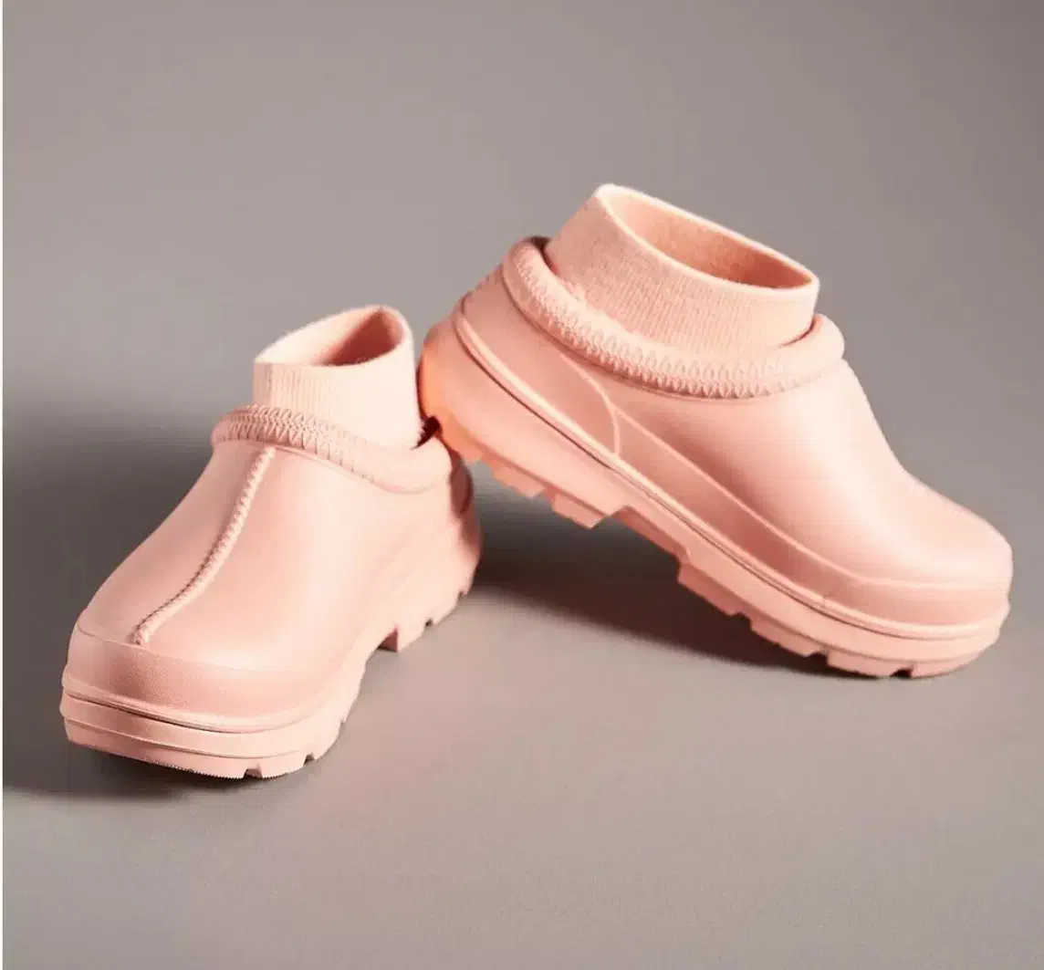 بوت زنانه ugg|کیف، کفش، کمربند|تهران, تهرانپارس جنوبی|دیوار