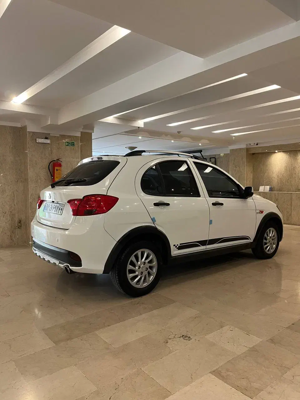 کوییک آر پلاس اتوماتیک ۴۰۱|خودرو سواری و وانت|تهران, علم و صنعت|دیوار