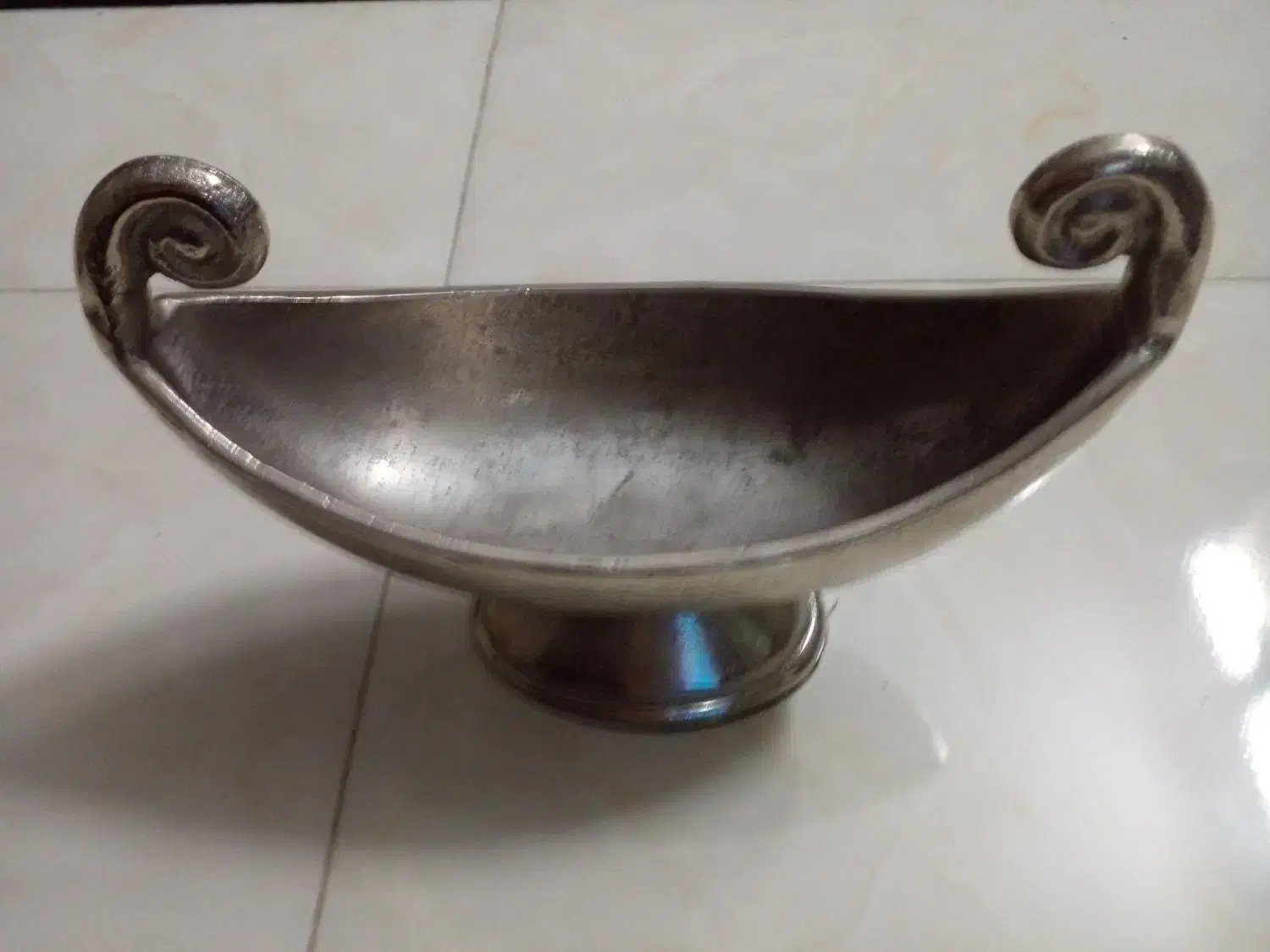 ظروف قدیمی|کلکسیون اشیاء عتیقه|تهران, سردارجنگل|دیوار