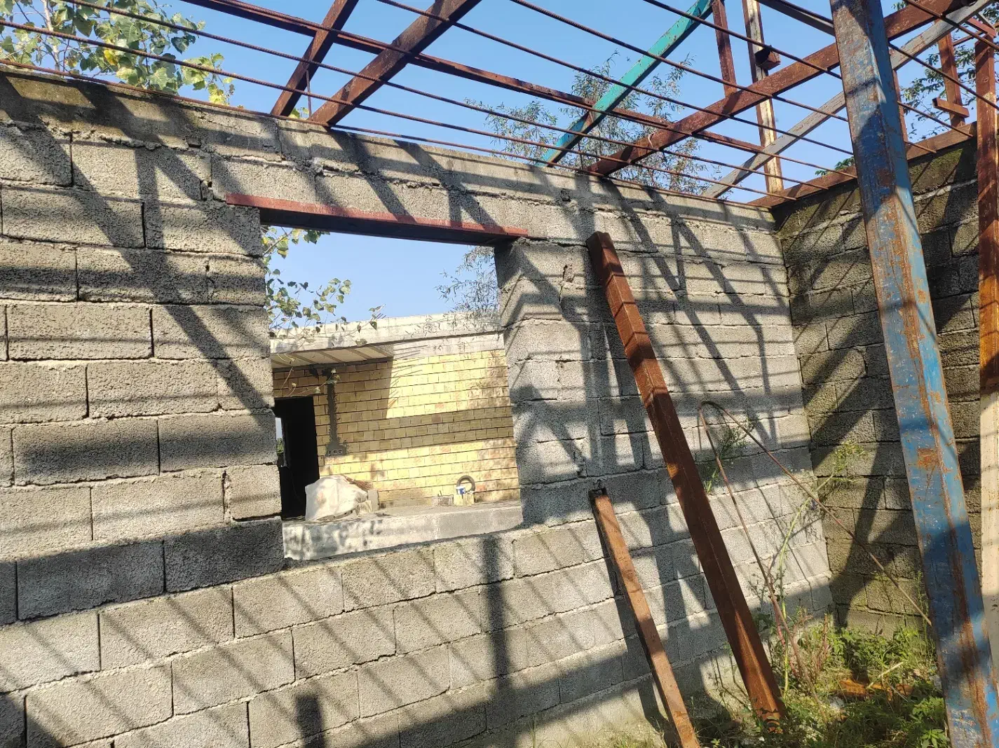 فروش خانه دو طبقه نیمه ساخت|فروش خانه و ویلا|حویق, |دیوار