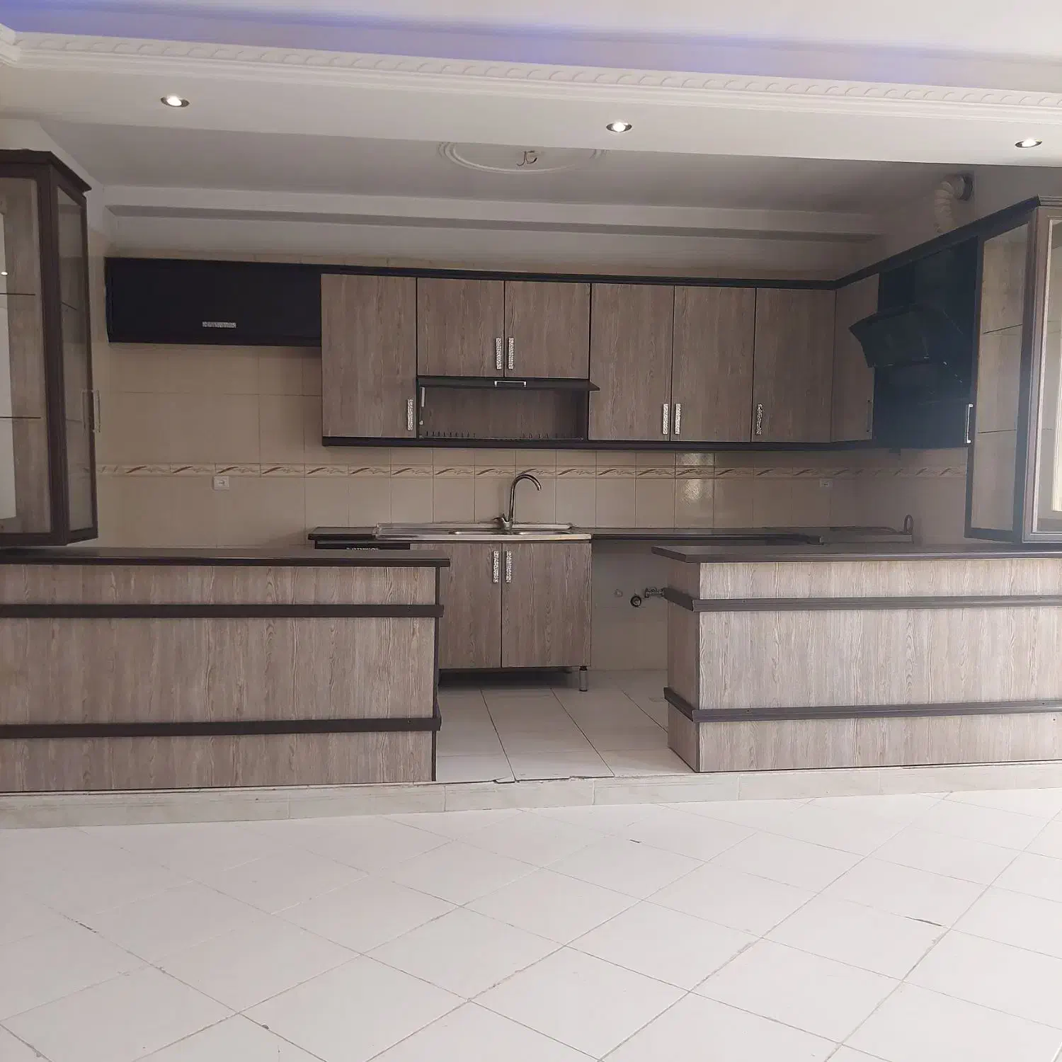 ۸۵ موسی کاظم دو خواب پارکینگ انباری تراس.تک واحدی|اجارهٔ آپارتمان|اسلام‌شهر, شهرک مفیدی|دیوار