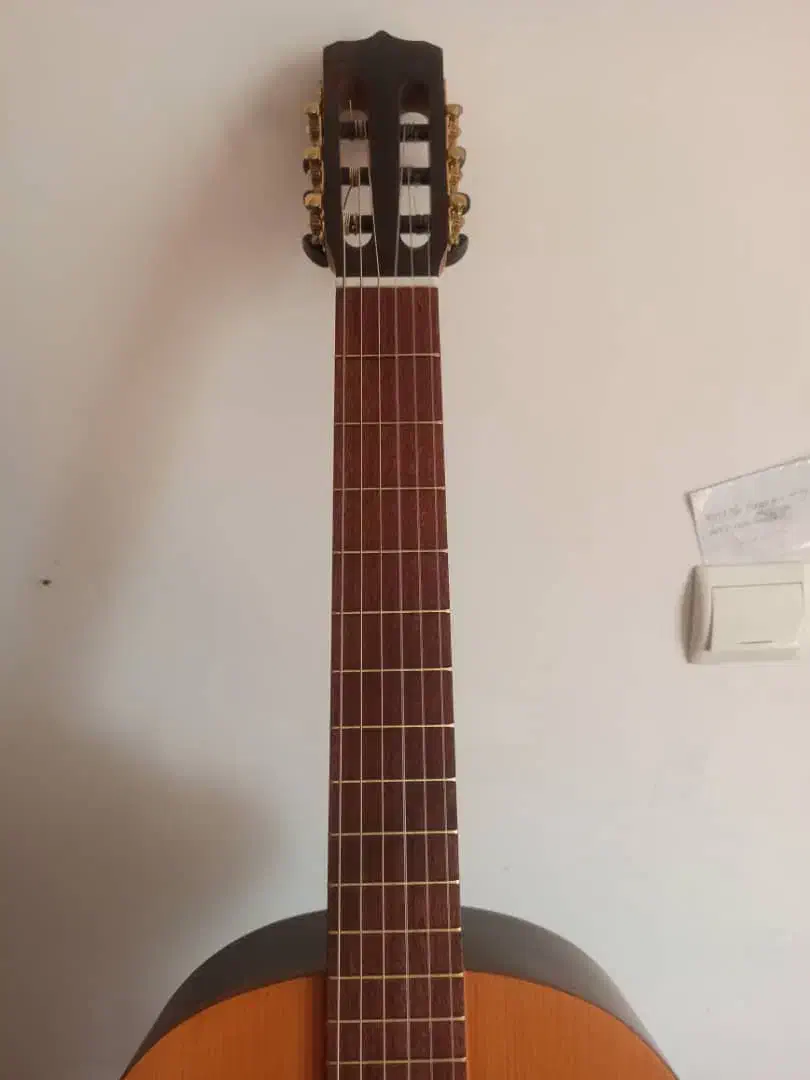 فروش یک عدد گیتار  k90|گیتار، بیس، امپلیفایر|رودهن, |دیوار