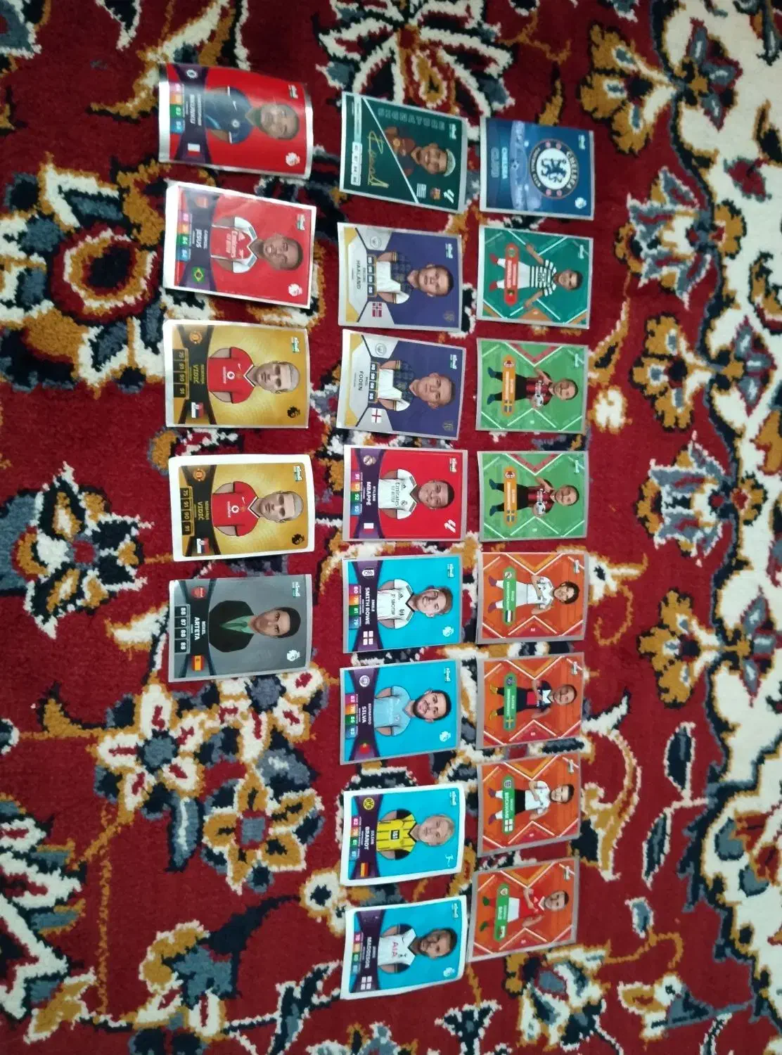 کیمدی|اسباب‌‌بازی|سراب, |دیوار