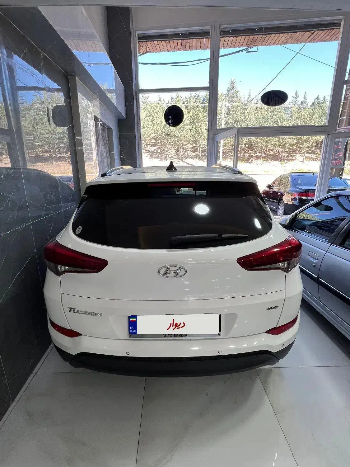 توسان ۲۰۱۷ سه رادار|خودرو سواری و وانت|مراغه, |دیوار