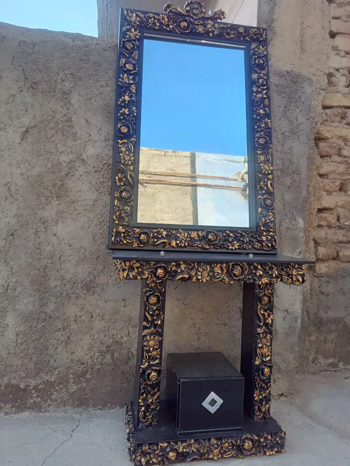 اینه شمدان|مبلمان خانگی و میز عسلی|خزل, |دیوار