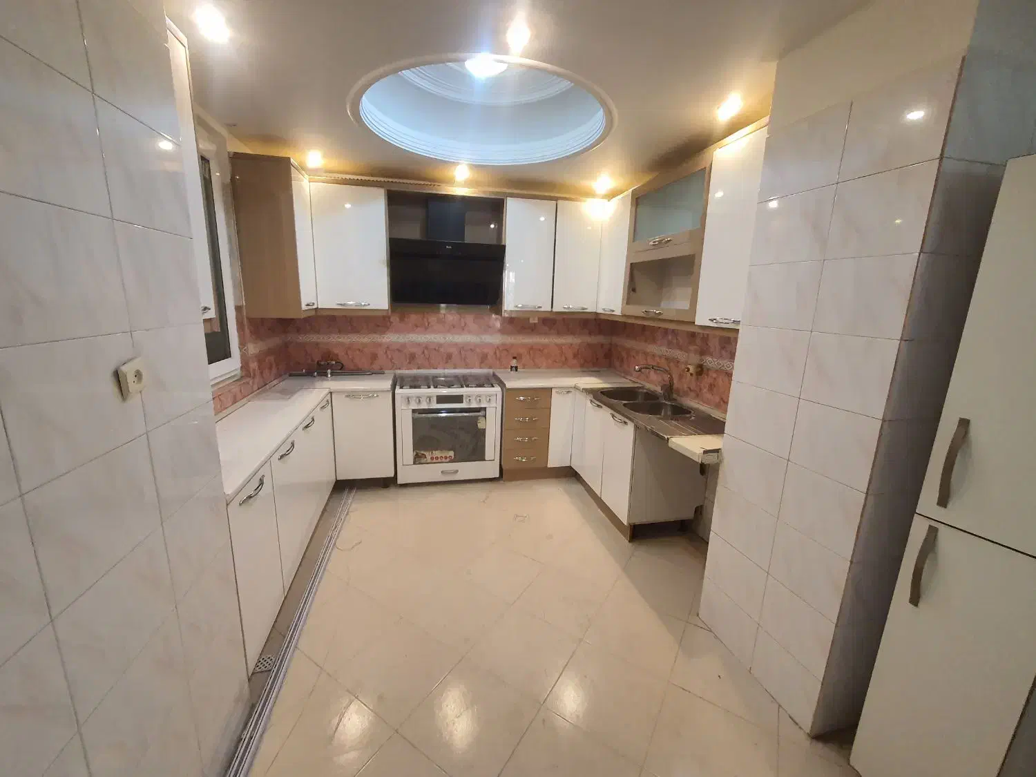 اجاره/مروارید/۱۱۰متر/۲خ/به قیمت