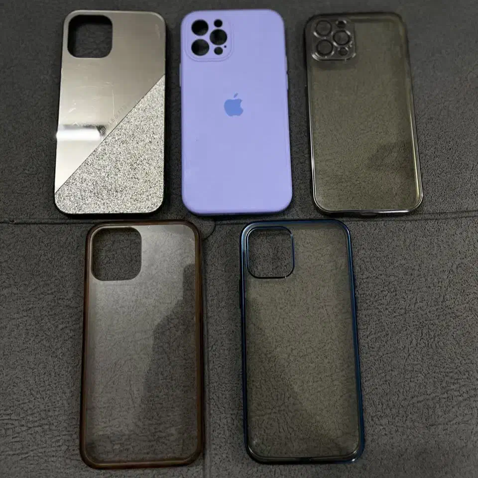 قاب ایفون۱۳نرمال و ۱۲پرو و سامسونگA52|لوازم جانبی موبایل و تبلت|قم, نیروگاه|دیوار