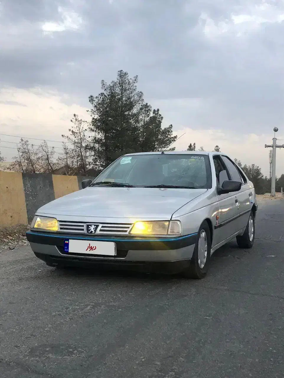 پژو ۴۰۵ ۱۸۰۰|خودرو سواری و وانت|کرج, شهرک بنفشه|دیوار
