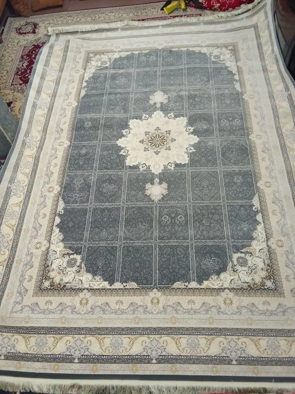 فرش9متری زیبا تکه|فرش|اردبیل, |دیوار