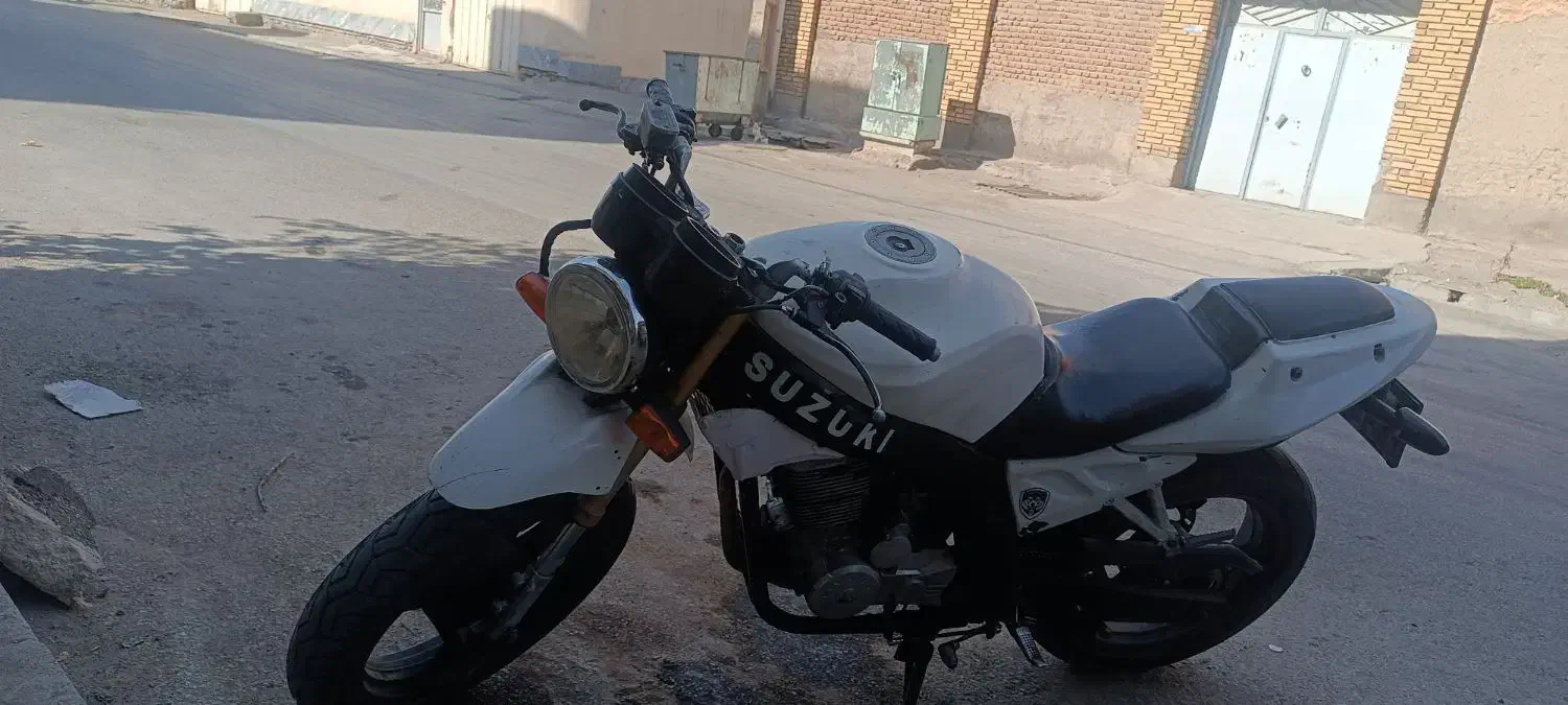 پیشرو پارس ۲۰۰|موتورسیکلت|آذرشهر, |دیوار