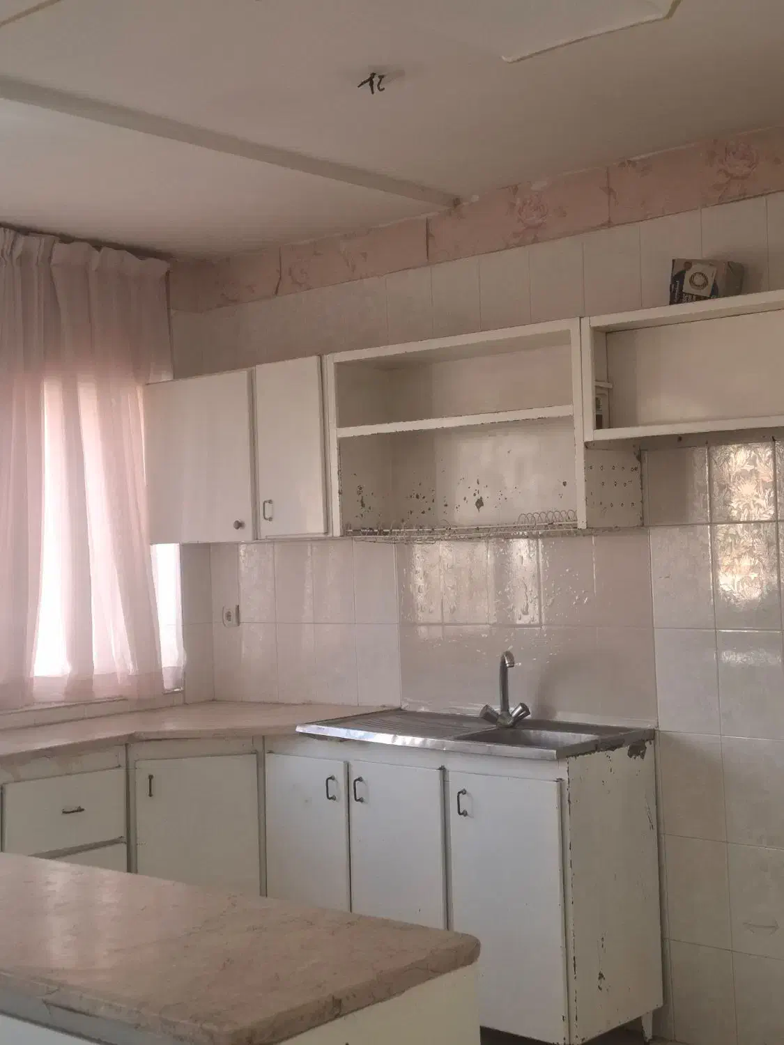 کابینت تمام فلز بدون پوسیدگی در حد نو|مصالح و تجهیزات ساختمان|کرمان, |دیوار