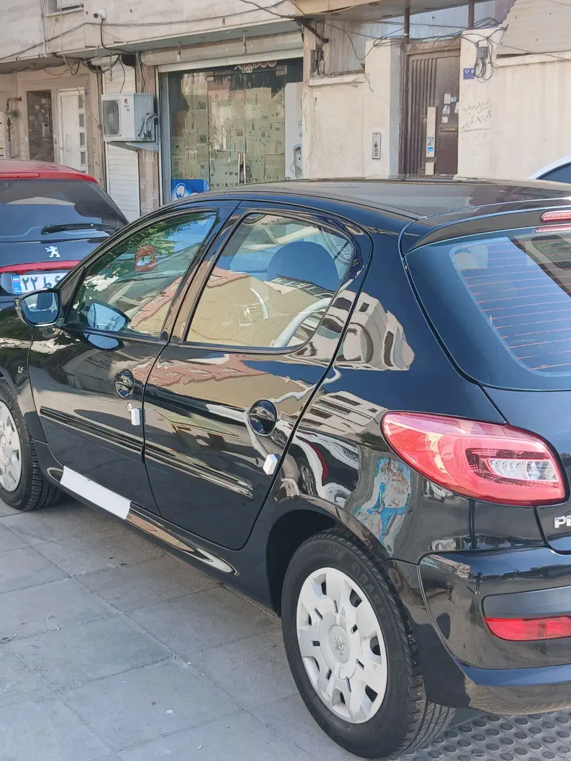 ۲۰۷ ۱۴۰۰|خودرو سواری و وانت|بوشهر, |دیوار