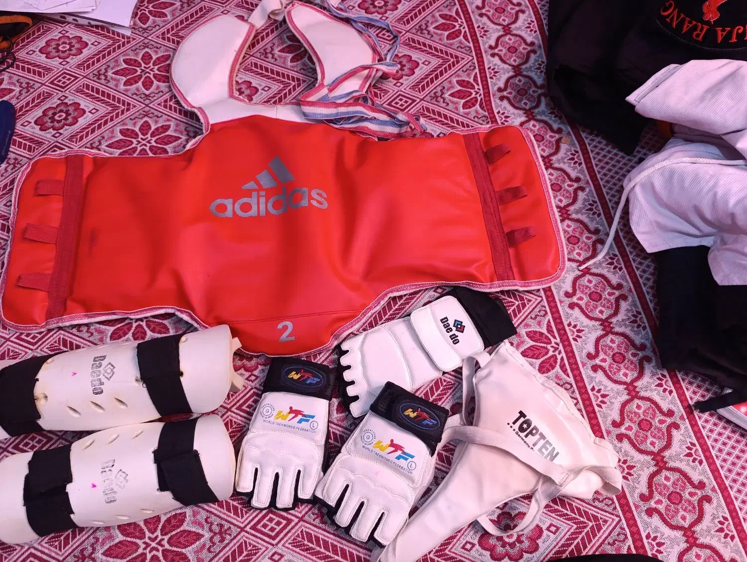 لباس تکواندو .هوگو . لباس نینجا رنجر .|تجهیزات ورزشی|اسدآباد, |دیوار