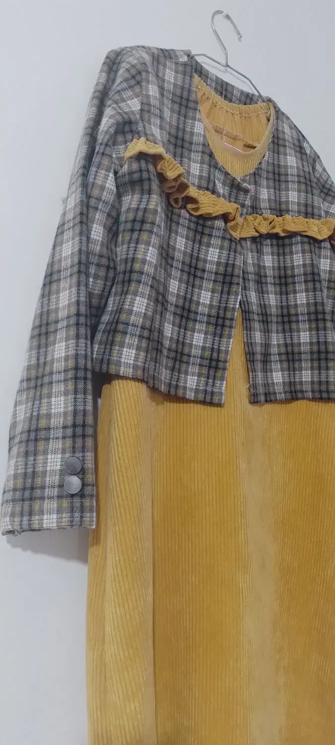 لباس و پوشاک|لباس|گالیکش, |دیوار