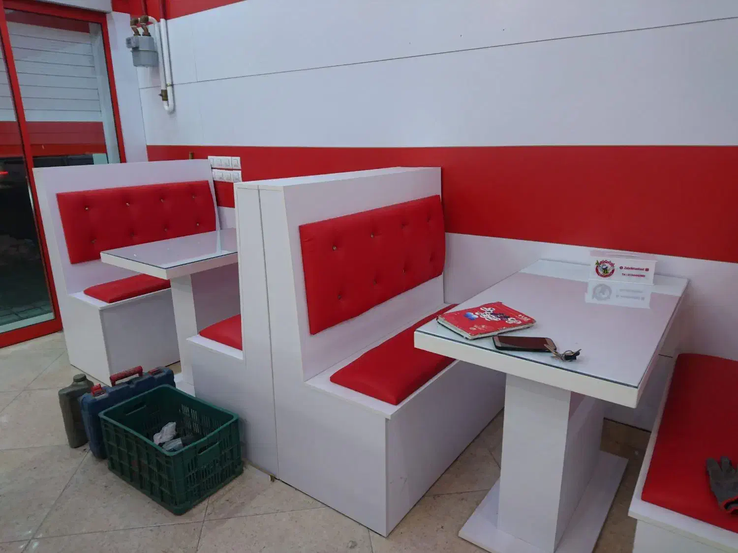 میز و صندلی مناسب کافه، رستوران و فست فود|کافی‌شاپ و رستوران|بندر انزلی, آذربایجان|دیوار