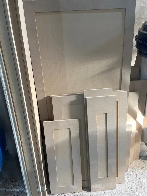 زیرکارچی کابینت (رنگ کاری) نقاشی|استخدام صنعتی، فنی، مهندسی|باغستان, |دیوار