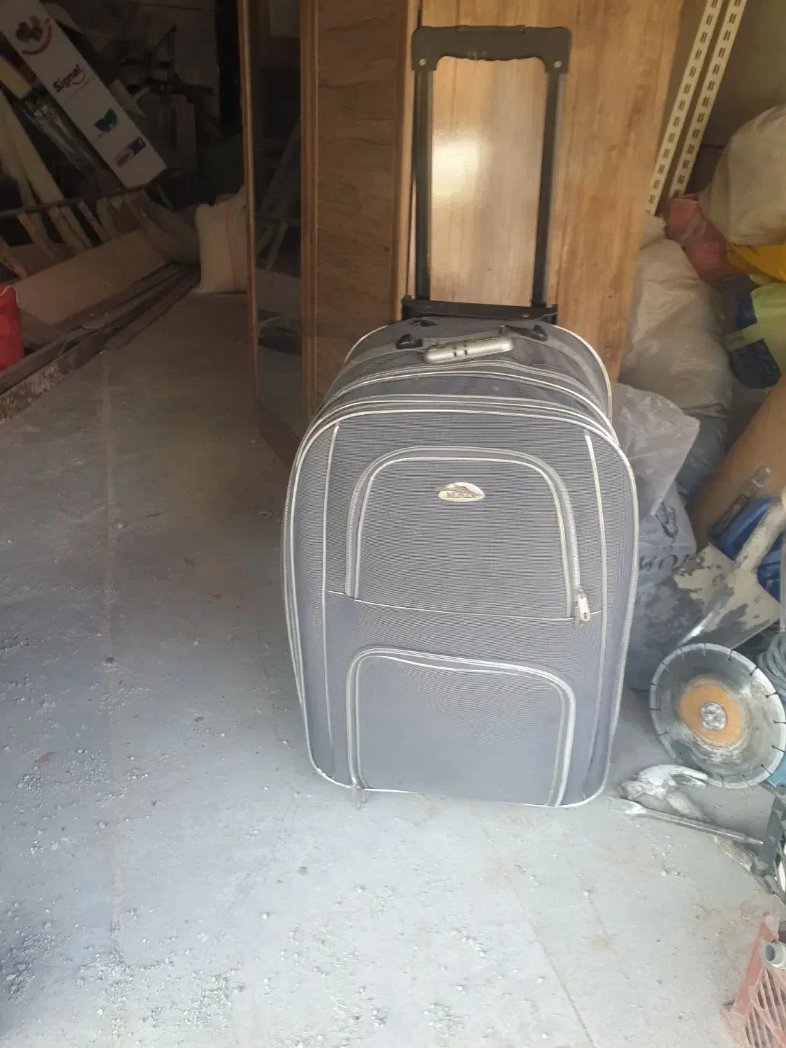 چمدان مسافرتی|کیف، کفش، کمربند|تبریز, |دیوار