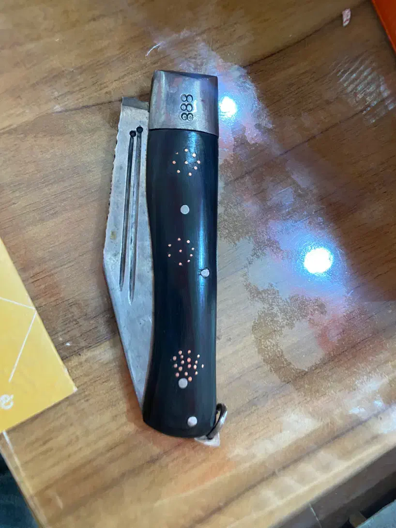 چاقو|کلکسیون اشیاء عتیقه|ملکان, |دیوار