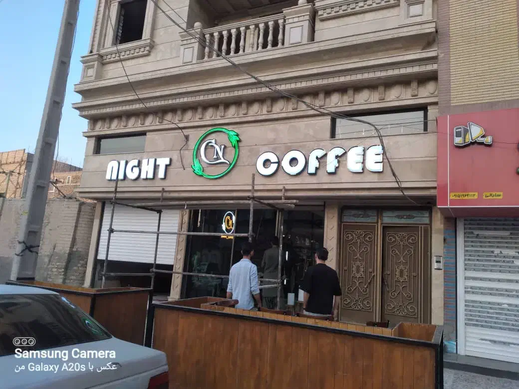 نصب وتعمیر انواع تابلوهای چلینیوم|خدمات پیشه و مهارت|زابل, |دیوار