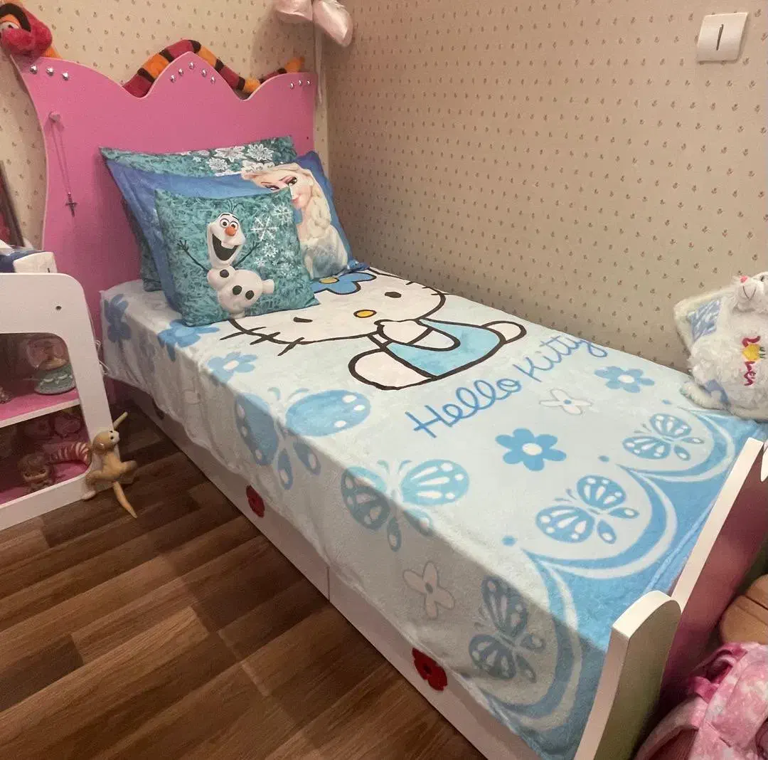 سرویس تخت نوجوان دخترانه کاملا سالم|تخت و سرویس خواب|ری, شهرری|دیوار