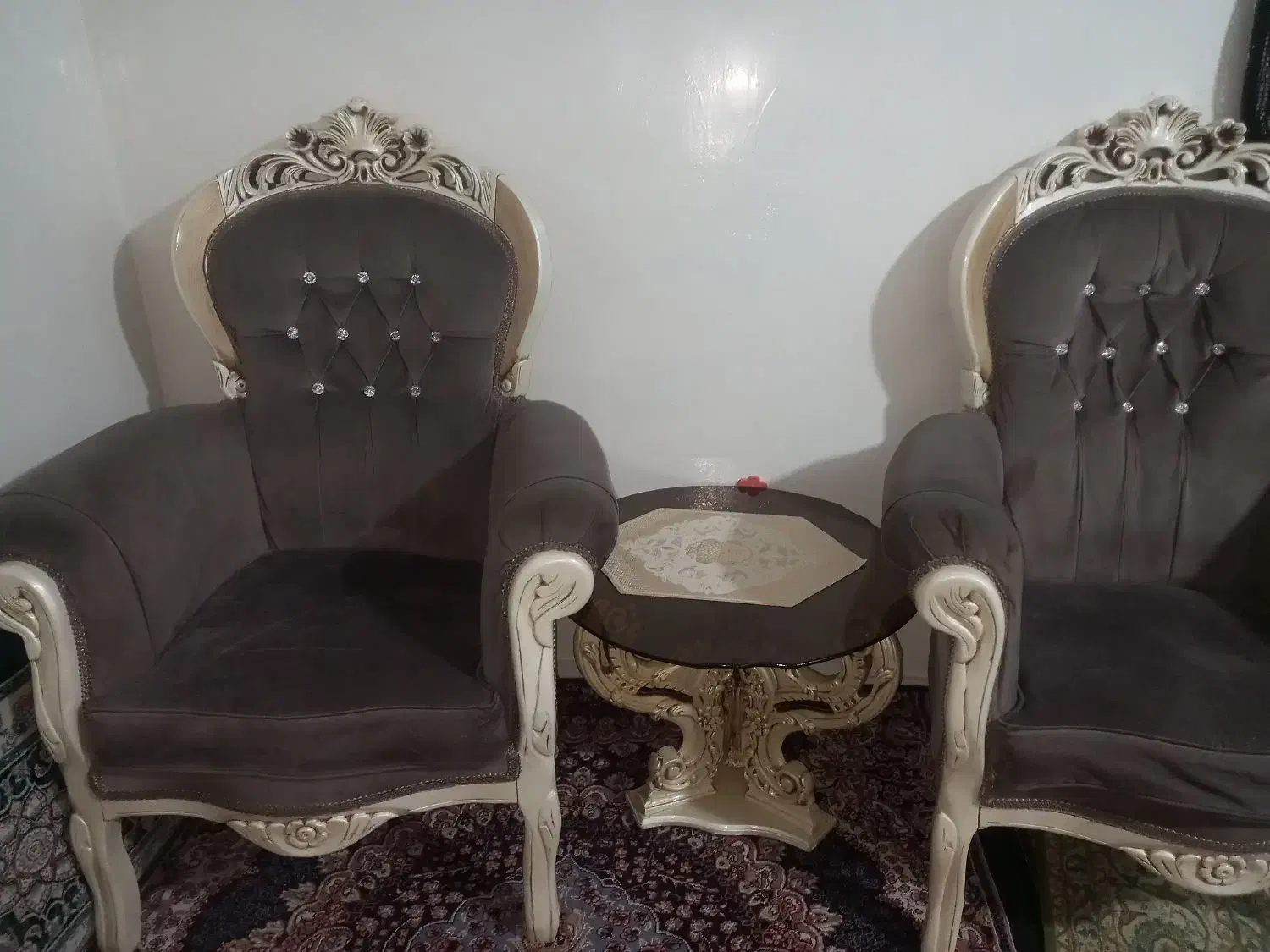 مبلمان‌۹‌نفره‌سلطنتی|مبلمان خانگی و میز عسلی|اسلام‌شهر, شهرک مفیدی|دیوار