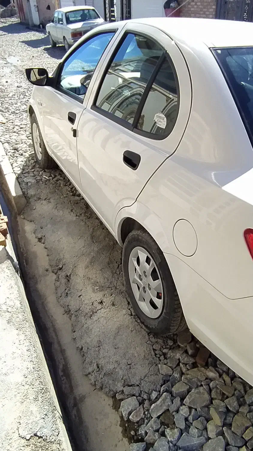 ساینا|خودرو سواری و وانت|پیرانشهر, |دیوار