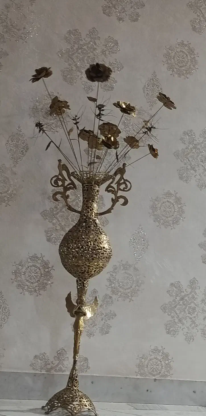 گلدان برنز|گل مصنوعی|اراک, |دیوار