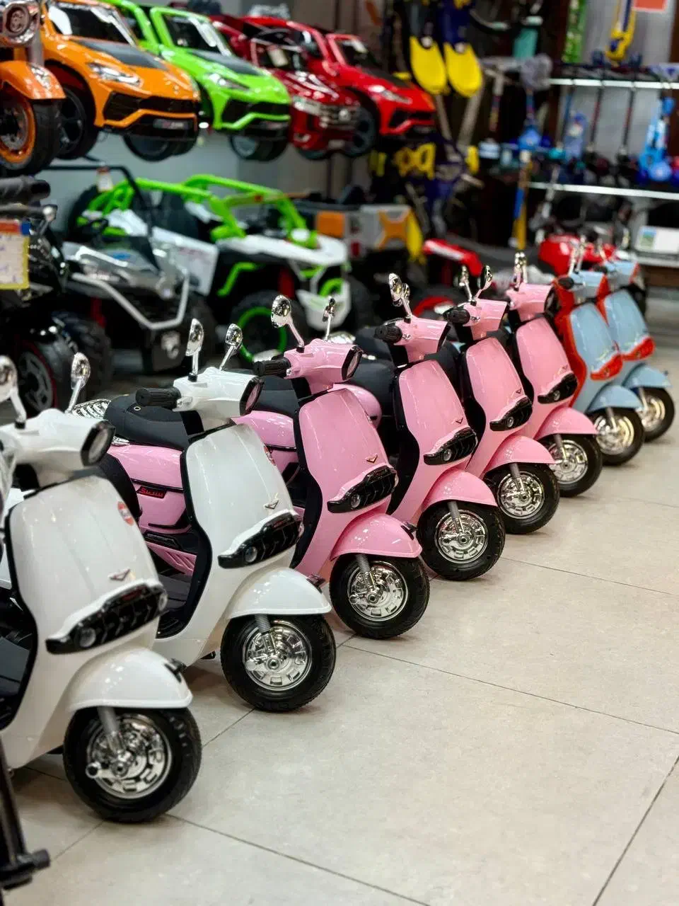 مو‌تو‌ر شا‌ر‌ژ‌ی طرح وسپا ریموت دار کد 11384|اسباب‌بازی بچه|رشت, گلسار|دیوار