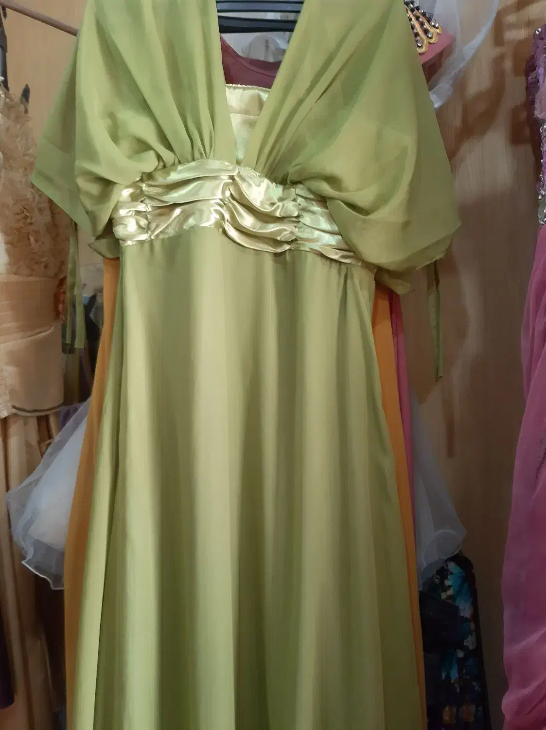 انواع لباس‌های مجلسی کوتاه وبلند|لباس|خمینی‌شهر, |دیوار