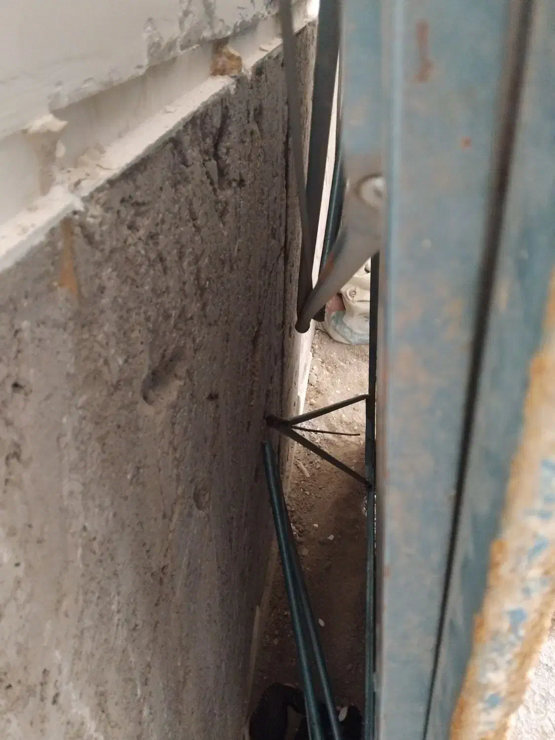 میز تنیس|میز و صندلی غذاخوری|نیشابور, بنیاد شهید|دیوار