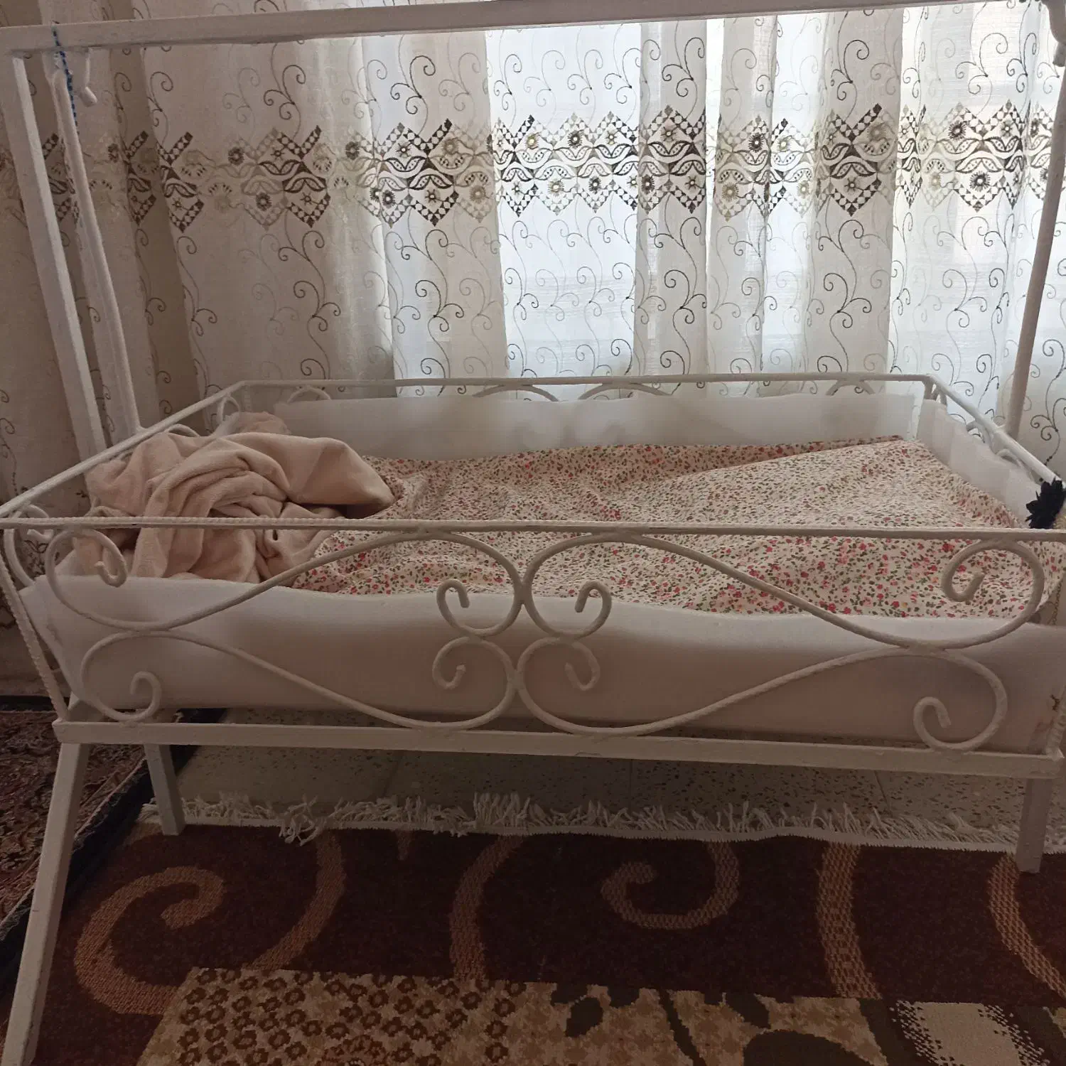 گهواره نو|اسباب و اثاث بچه|ایلام, |دیوار